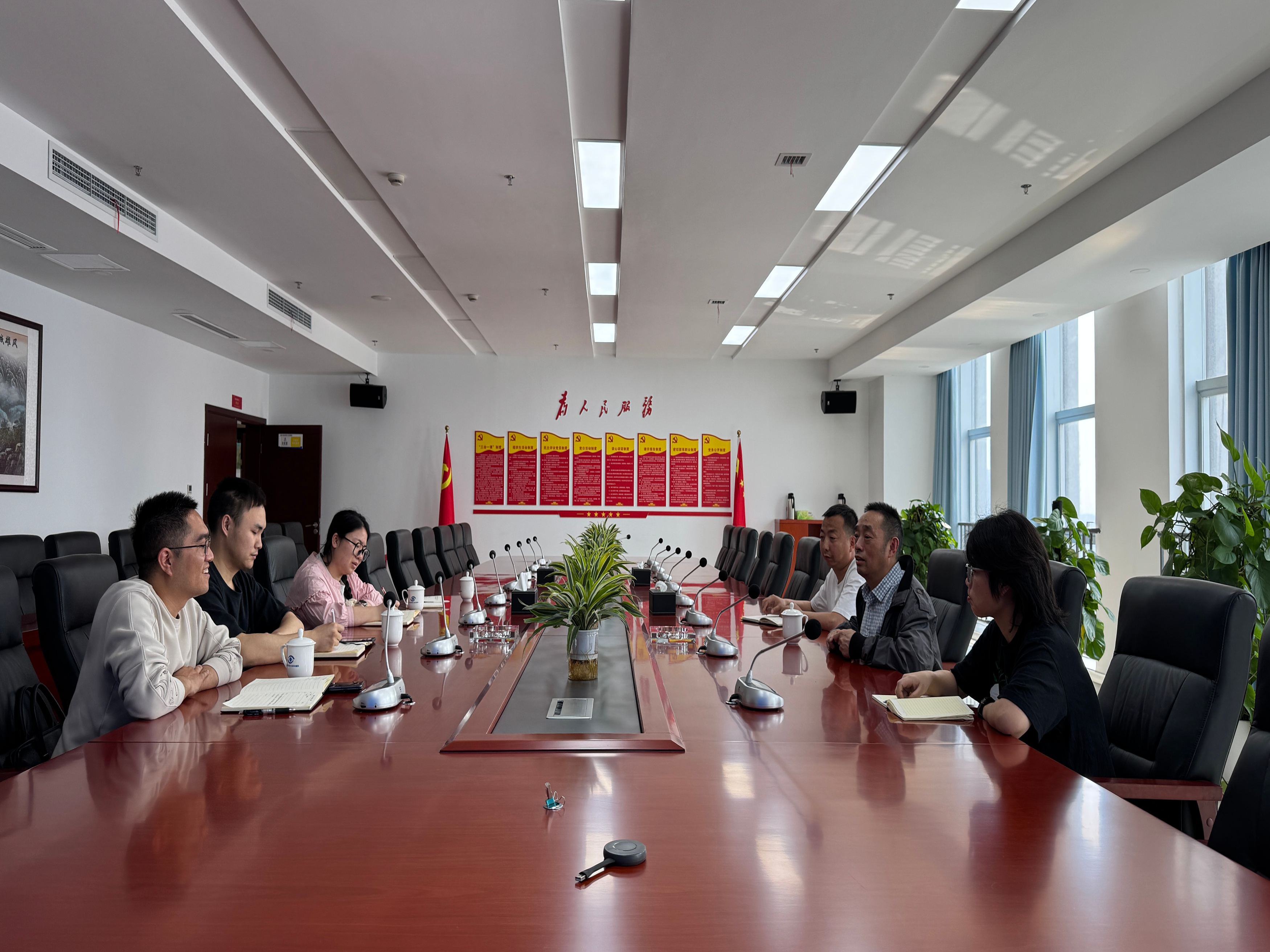 与第六测量队交流