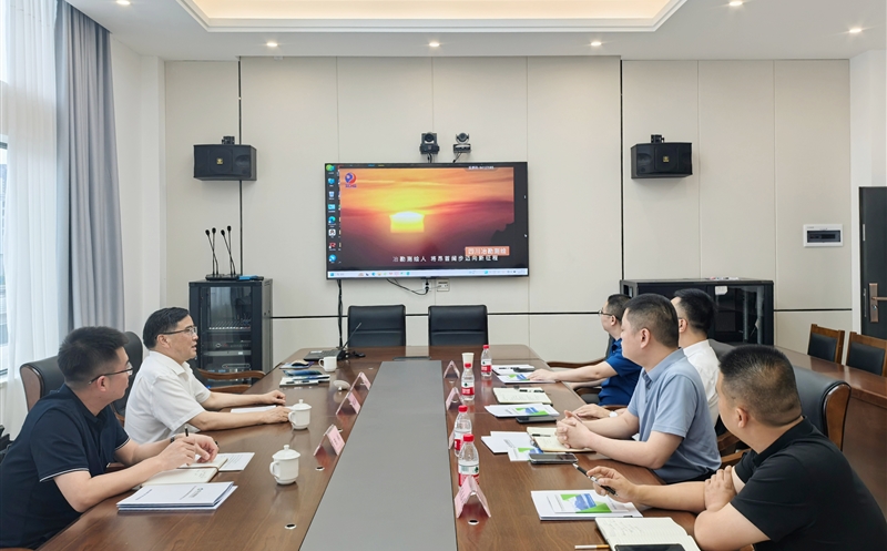 测绘公司与内江高新技术产业开发区管理委员会座谈交流