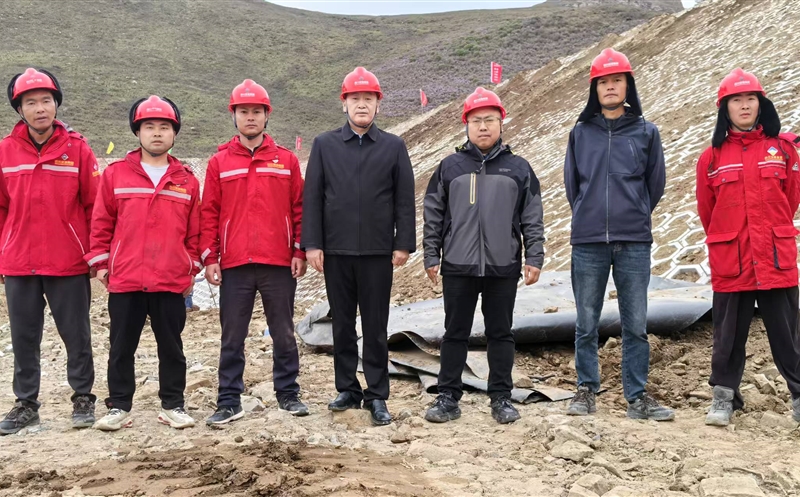 深入项目一线 开展调研检查 ——公司领导带队到项目一线调研并检查督促安全生产、学习教育工作(一)