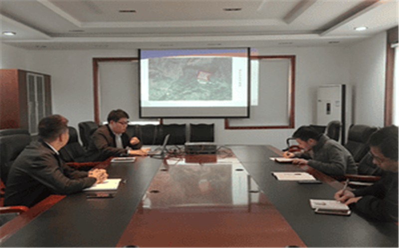 冶勘物流公司与中铁成都局集团公司洽谈合作甘洛玄武岩项目