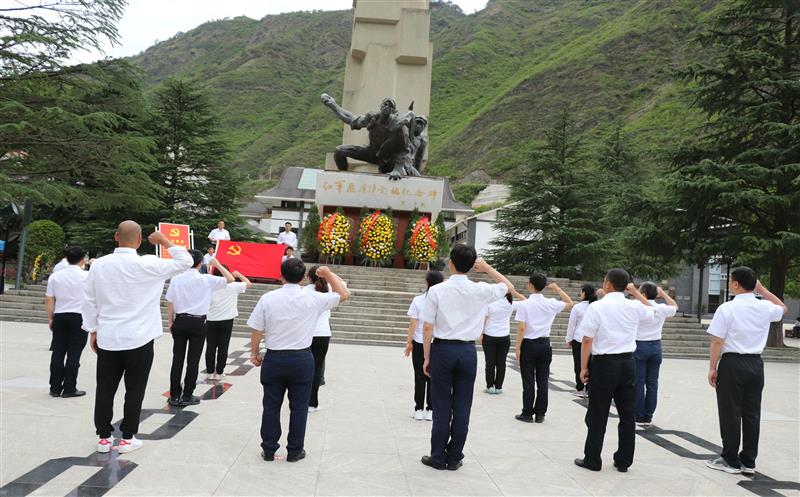 技工学校组织开展“不忘初心再出发，，，，，，，奋进伟大新征程”党史学习教育主题党日活动