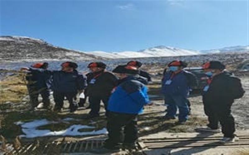 青海省推动黄河流域生态保唬；；；； 和高质量发展领导小组到海鑫矿业 进行尾矿库治理工作专项调研