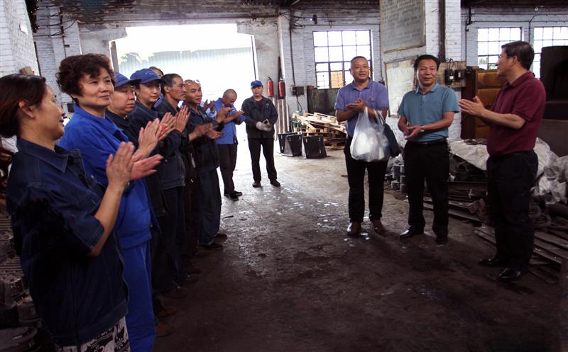 杜春茂一行赴102厂宣讲习近平总书记来川视察重要指示精神和省第十二次党代会精神