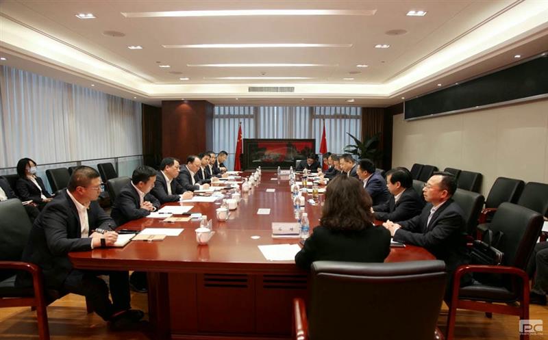 四川安博电竞与中国二十二冶集团举行工作座谈