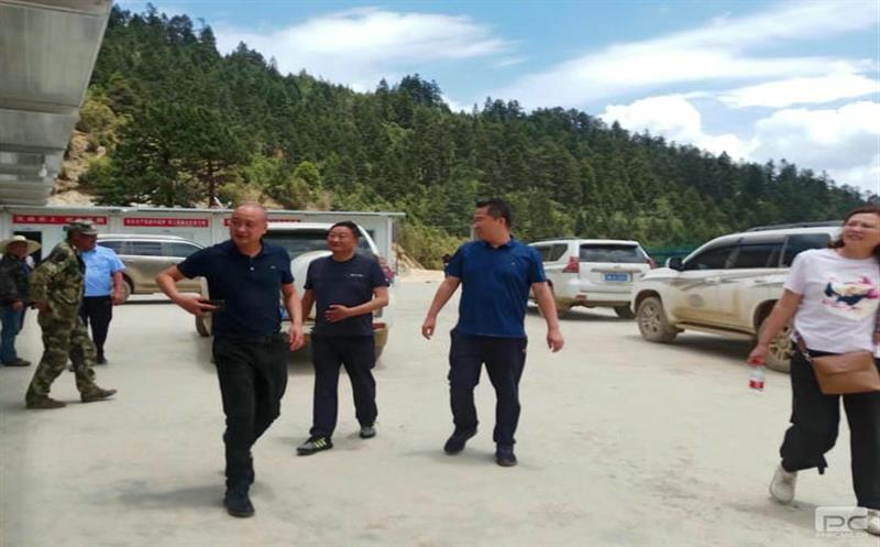 冕宁县县委领导带队到二八一大队张家坪子项目部开展安全生产大检查