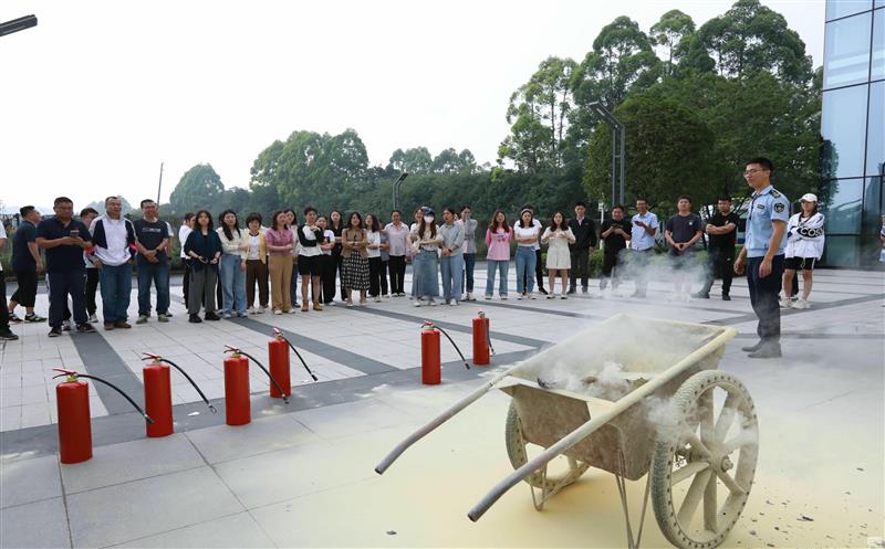 专题培训提高安全意识，，，，，，应急演练夯实安全技能 ——兴蜀设计集团开展“安全咨询日”活动