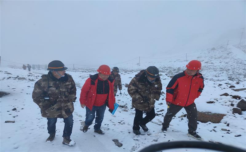 中秋国庆专题 | 国庆我在岗——向地质工作者们致敬！