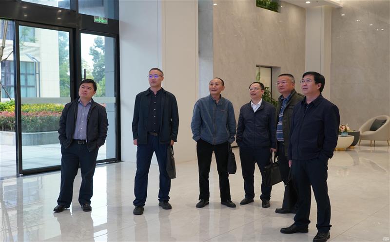 集团副总经理何思彬一行到兴蜀设计集团调研指导