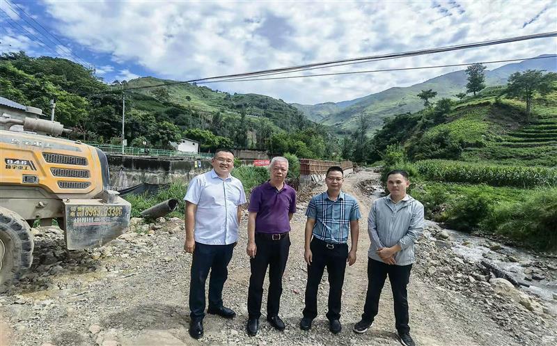 攀西公司领导赴普格国债项目检查指导工作
