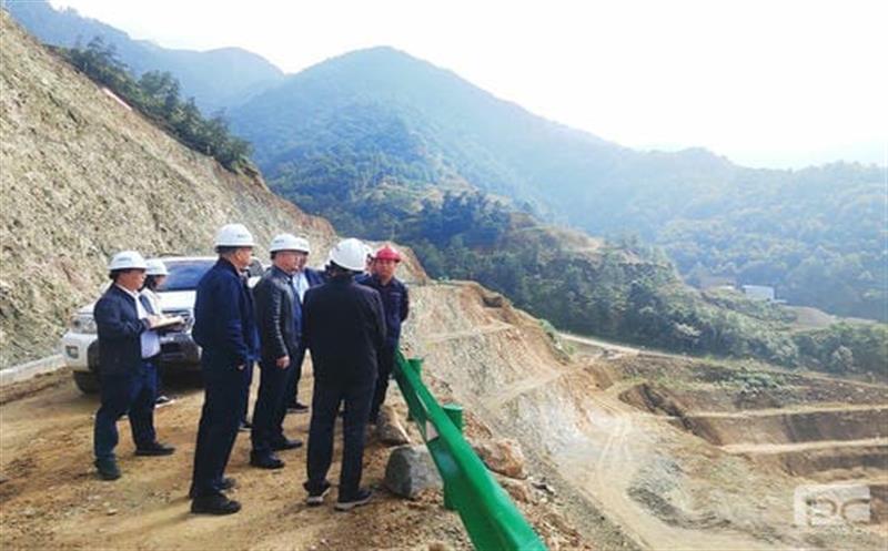 凉山州州领导到大陆槽稀土矿山调研